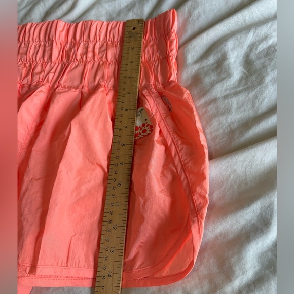 Free People NWT movement the way home shorts papaya punch size large - Picture 8 of 10